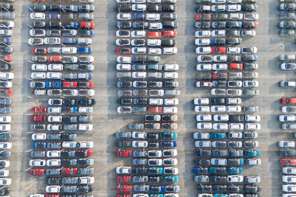 Vehicle storage facility with new cars